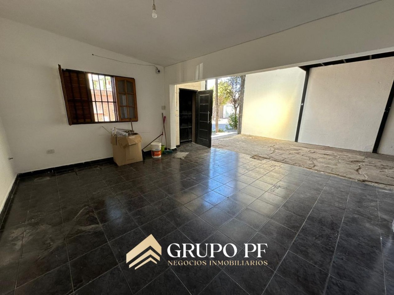 CASA + GALPON- IDEAL DEPOSITO!