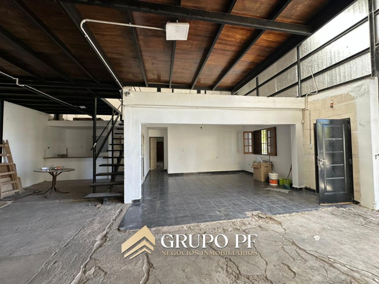 CASA + GALPON- IDEAL DEPOSITO!