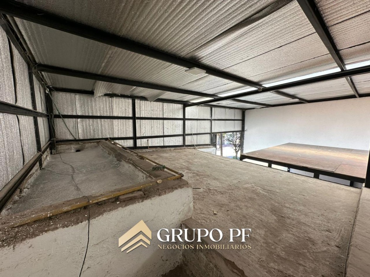 CASA + GALPON- IDEAL DEPOSITO!