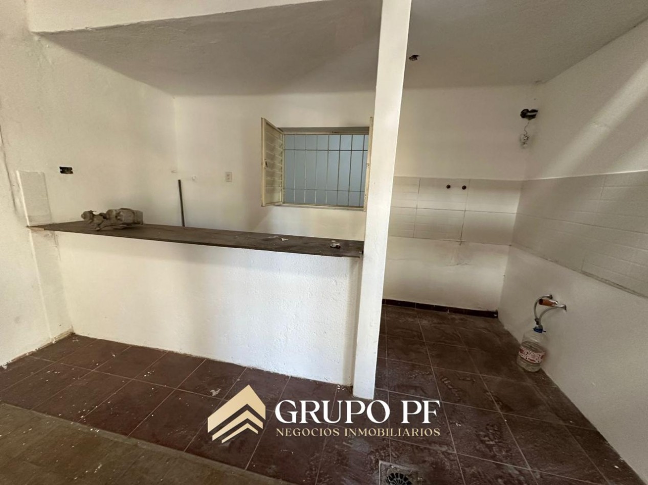 CASA + GALPON- IDEAL DEPOSITO!