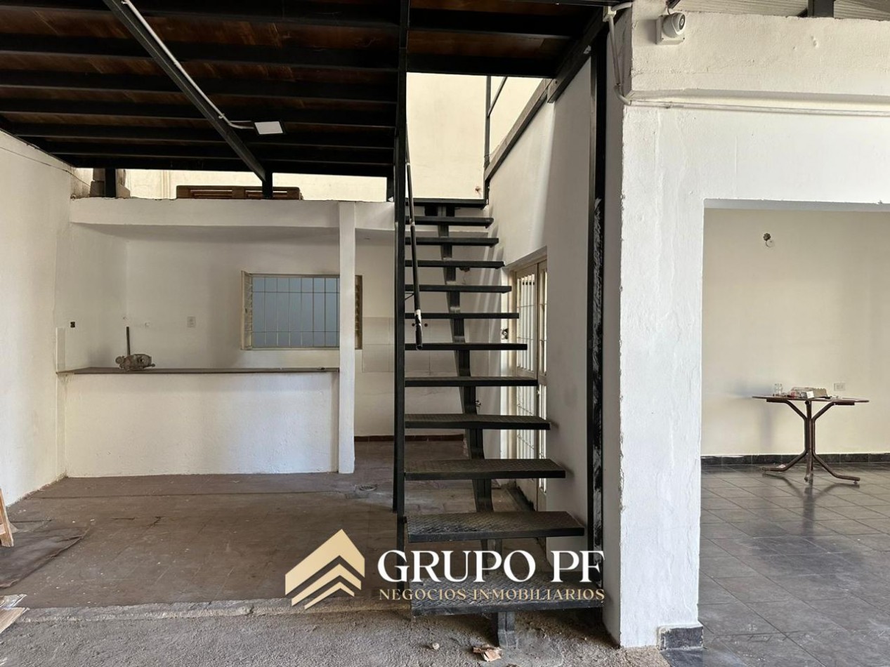 CASA + GALPON- IDEAL DEPOSITO!