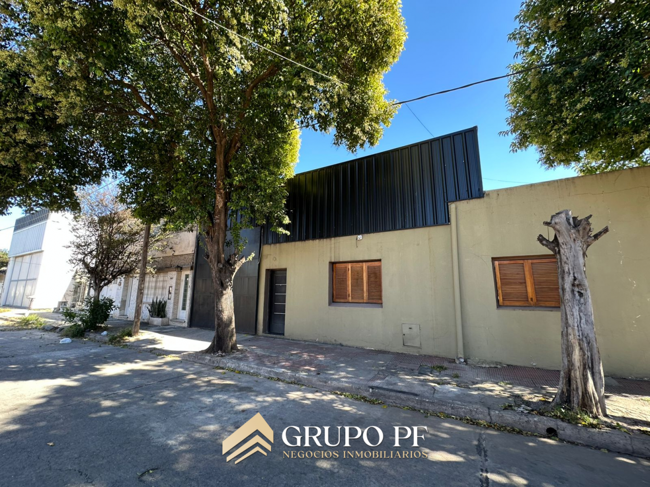 CASA + GALPON- IDEAL DEPOSITO!