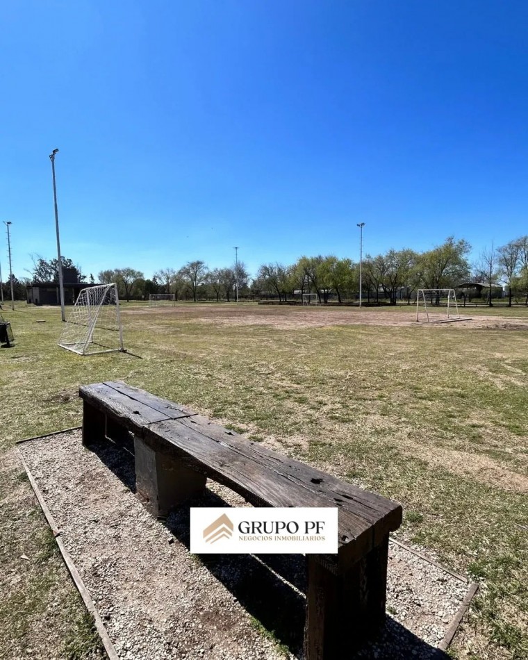 LOTE ESQUINA EN CHACRAS DE LA VILLA 
