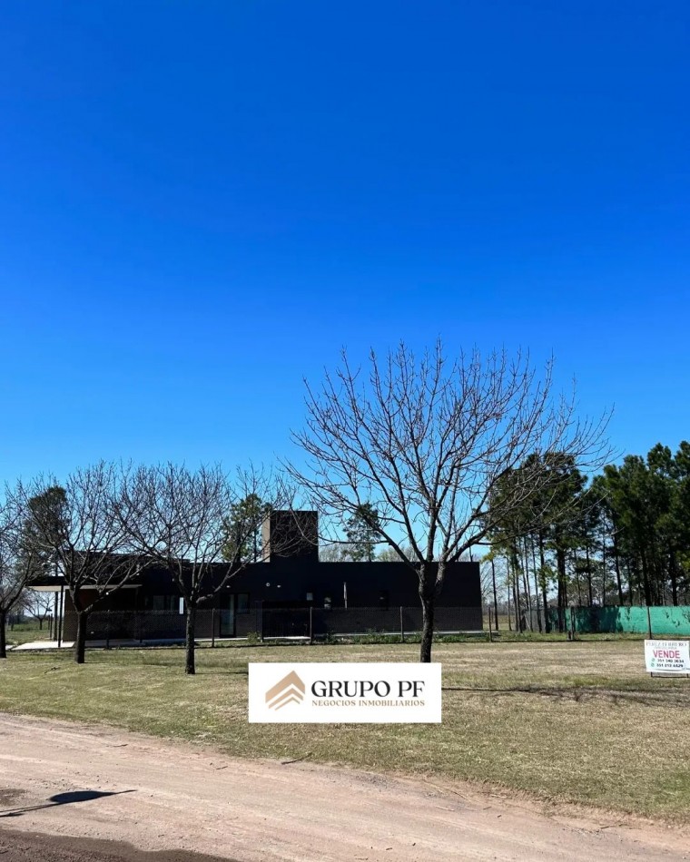 LOTE ESQUINA EN CHACRAS DE LA VILLA 