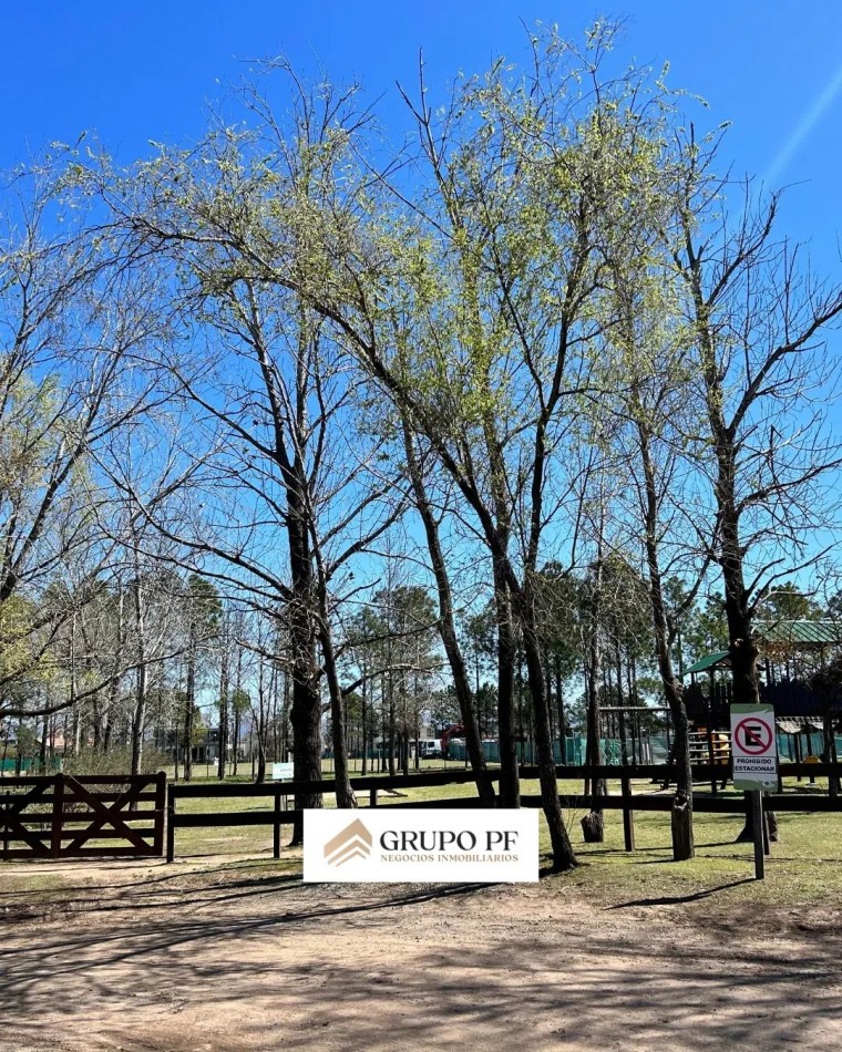 LOTE ESQUINA EN CHACRAS DE LA VILLA 