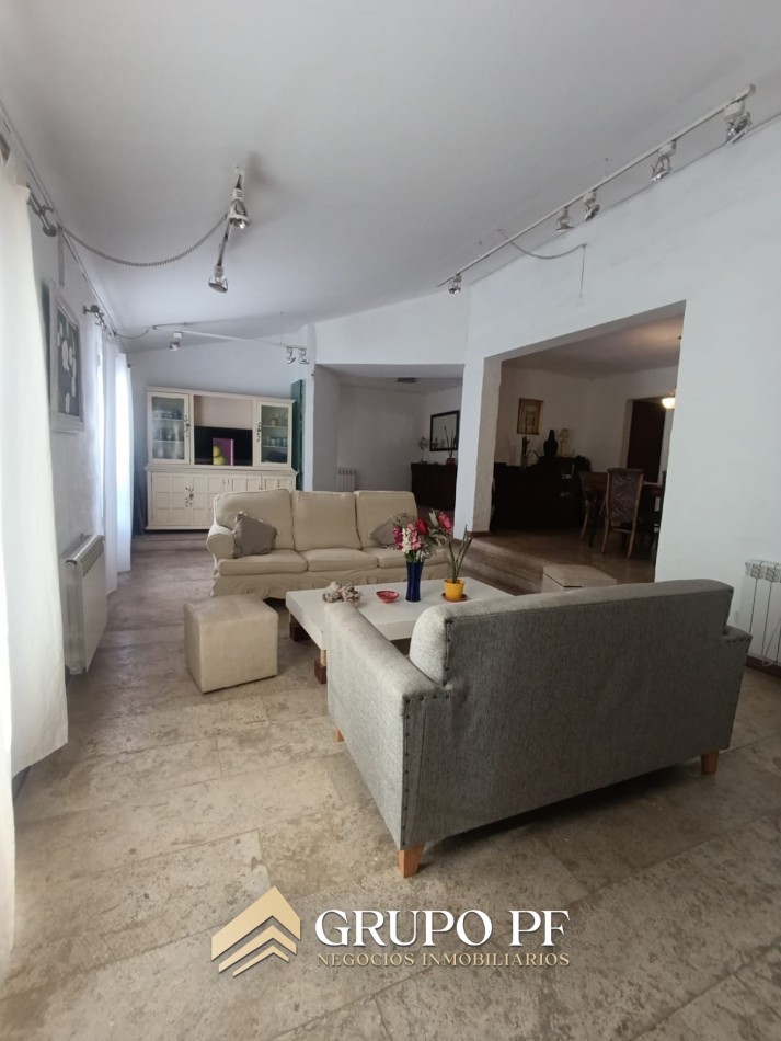 CASA EN VILLA ALLENDE GOLF. APTA CREDITO