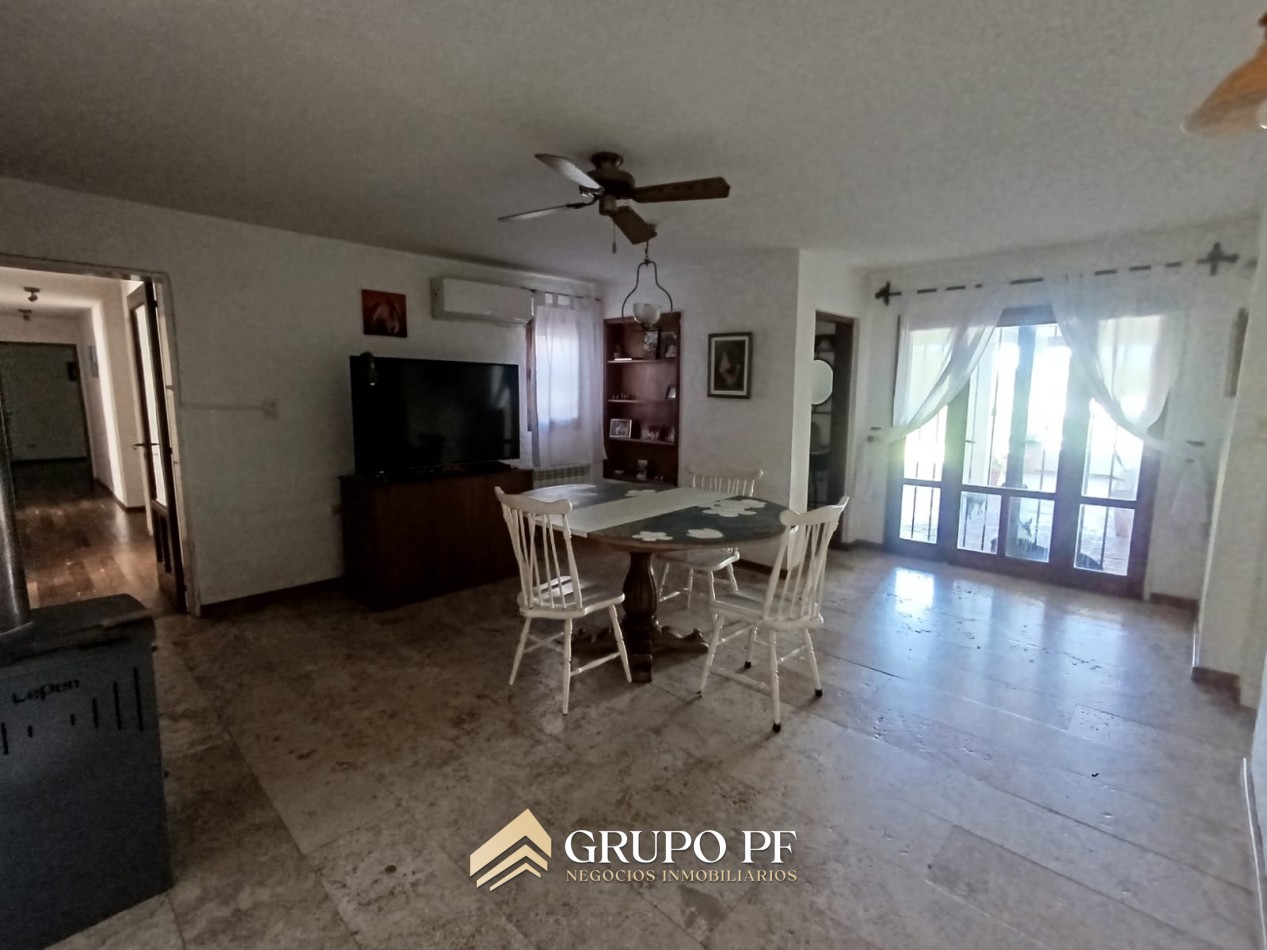 CASA EN VILLA ALLENDE GOLF. APTA CREDITO
