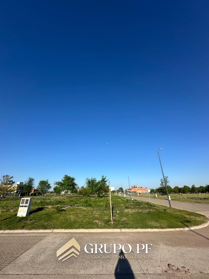 LOTE ESQUINA NUEVO MALAGUEÑO