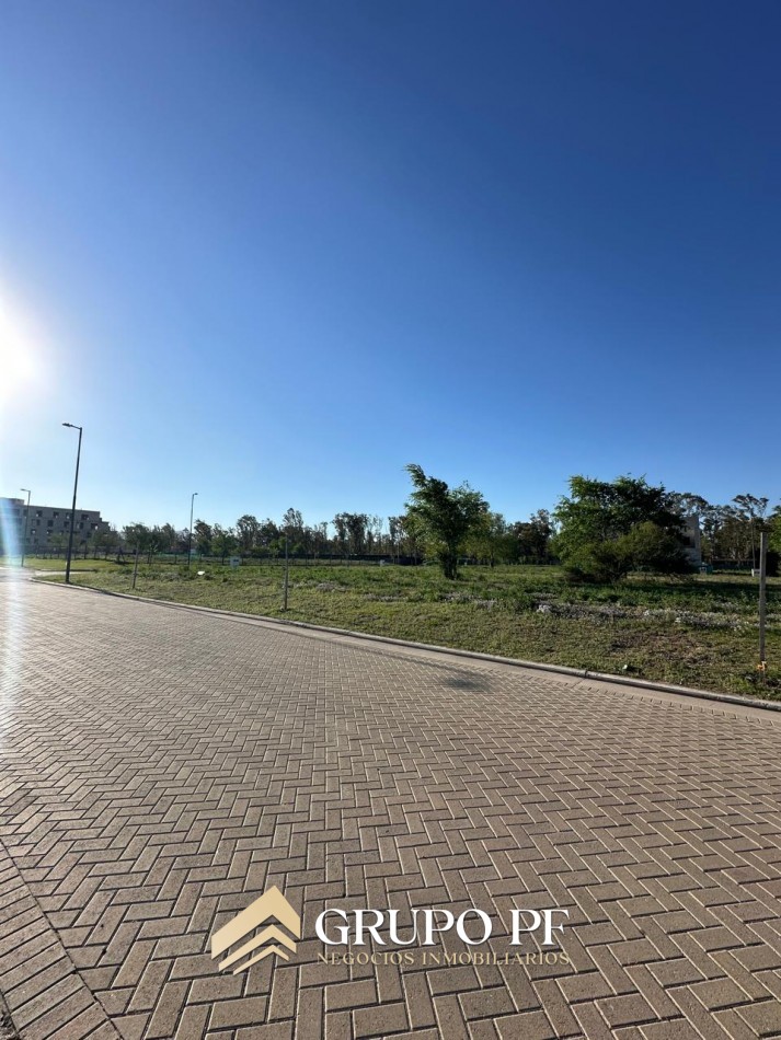 LOTE ESQUINA NUEVO MALAGUEÑO
