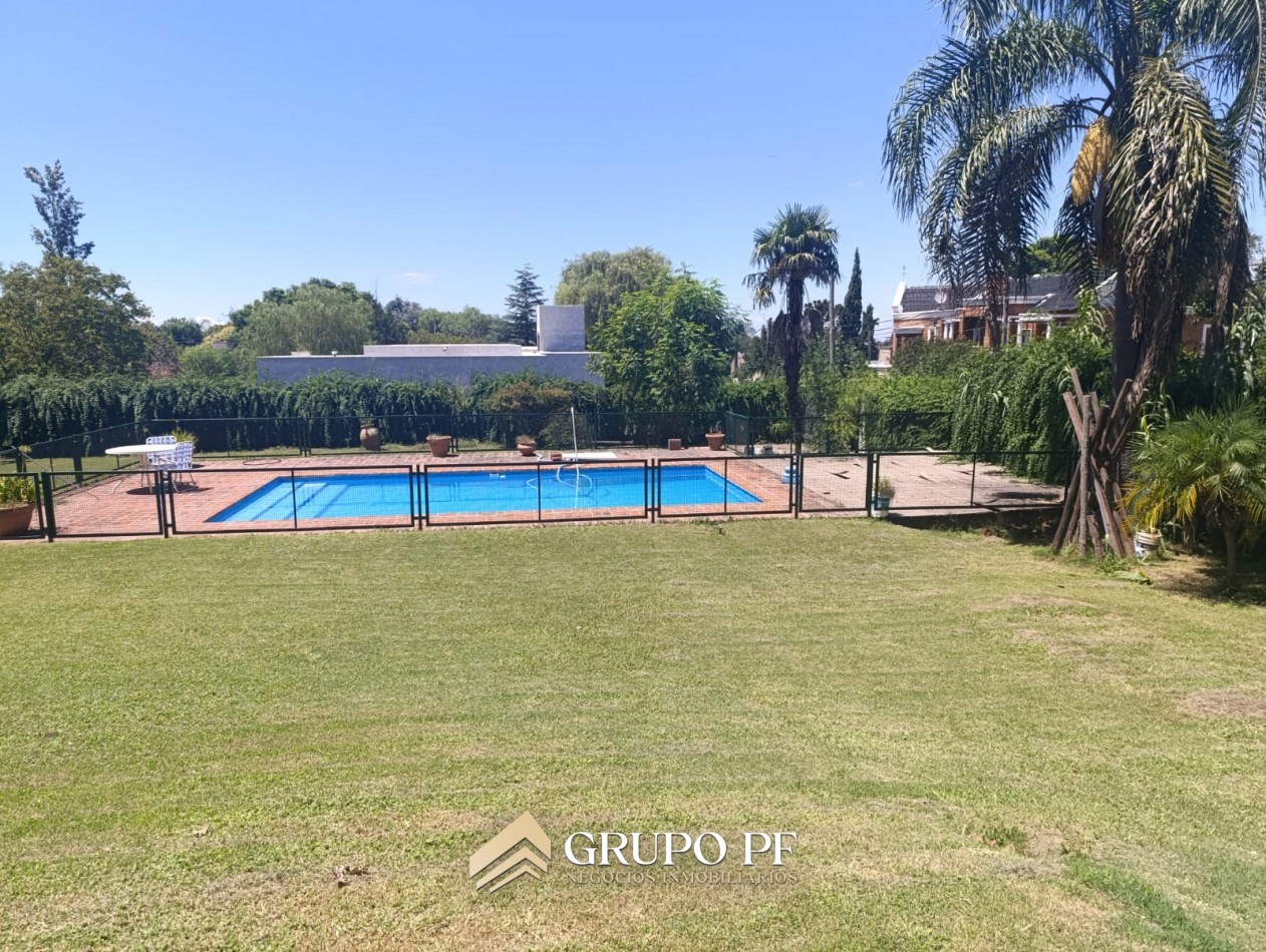 CASA EN VILLA ALLENDE GOLF. APTA CREDITO